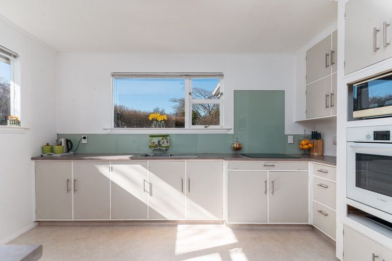 Photo of property in 73 Park Road, Carterton, 5713