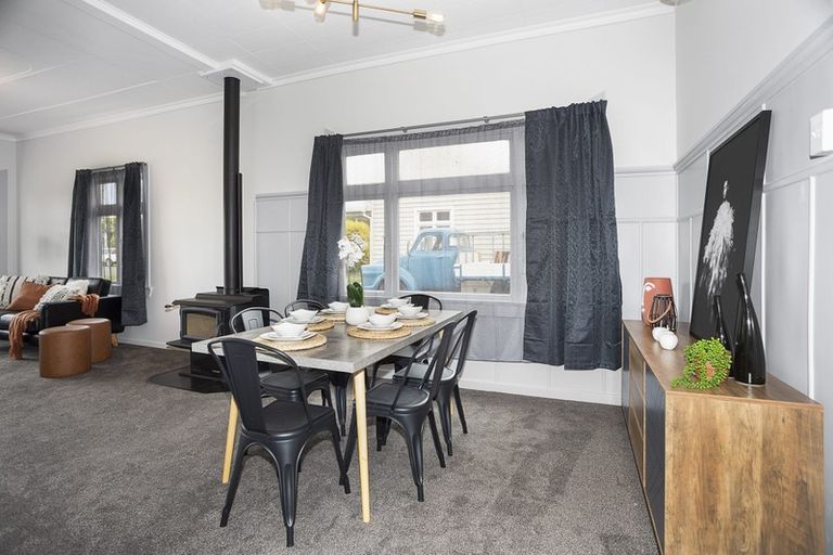 Photo of property in 11 Halton Street, East Gore, Gore, 9710