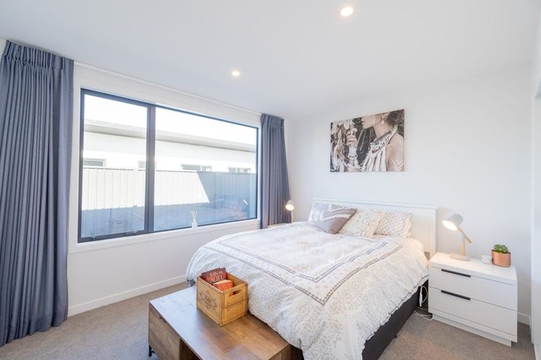 Photo of property in 10 Red Deer Place, Te Anau, 9600