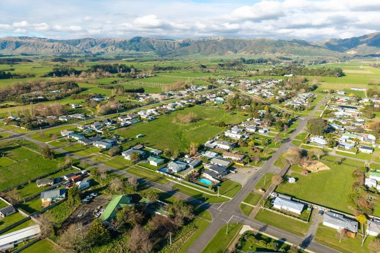 Photo of property in 24a Grand Street, Shannon, 4821