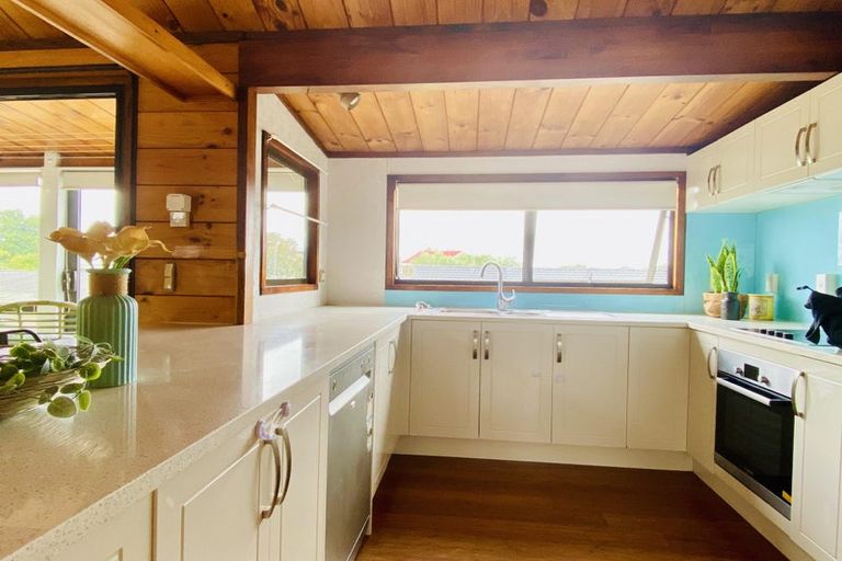 Photo of property in 50 Galsworthy Place, Bucklands Beach, Auckland, 2014