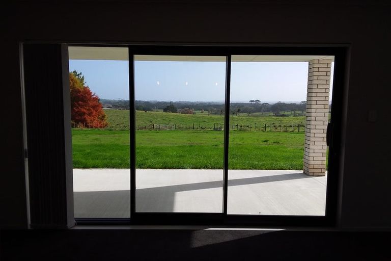 Photo of property in 115 Nixon Road, Taupaki, Henderson, 0782