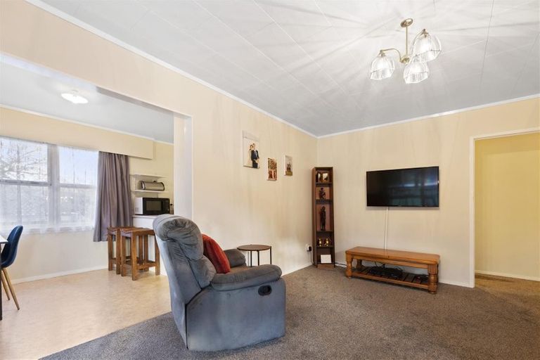 Photo of property in 8 Roger Street, Pukehangi, Rotorua, 3015