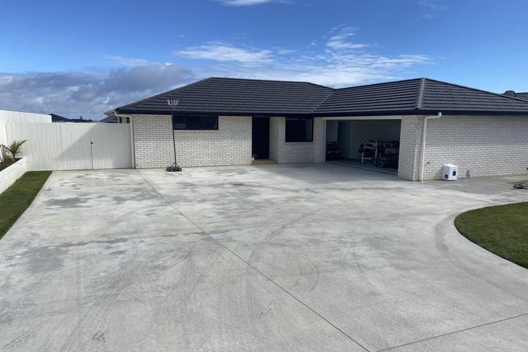 Photo of property in 38e Papawhero Drive, Bell Block, New Plymouth, 4312
