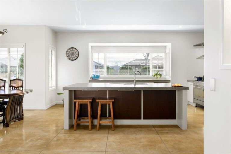 Photo of property in 69 Wiltshire Drive, Huntington, Hamilton, 3210