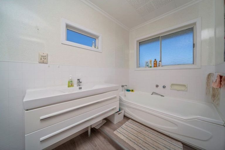 Photo of property in 89 Clawton Street, Westown, New Plymouth, 4310