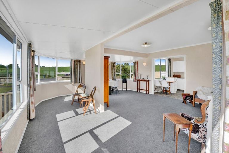 Photo of property in 84 Ohanga Road, Onaero, Waitara, 4383