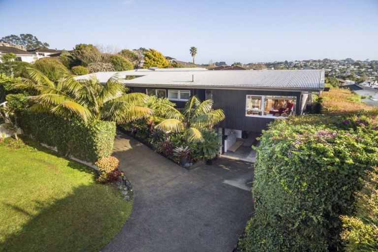 Photo of property in 173 Kowhai Road, Mairangi Bay, Auckland, 0630