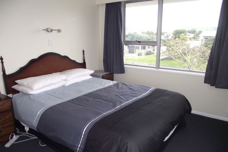 Photo of property in 15 Snell Crescent, Waihi Beach, 3611