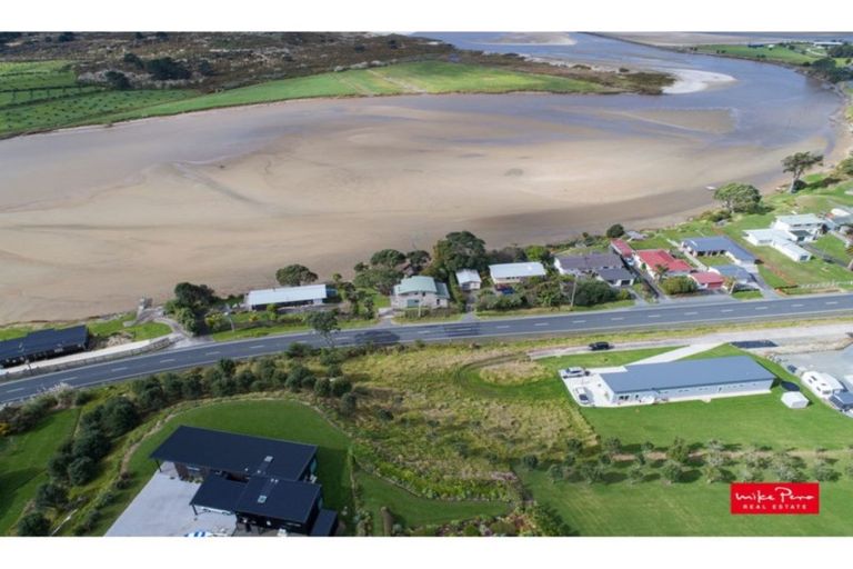 Photo of property in 286 Cove Road, Waipu, 0582