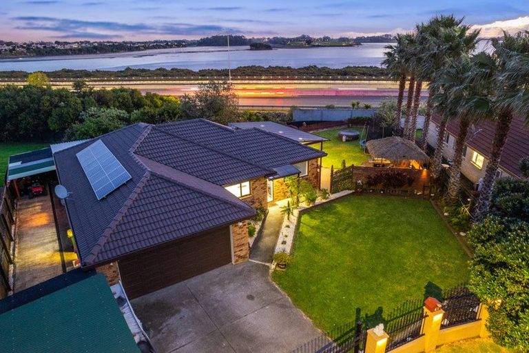 Photo of property in 41 Morewa Place, Takanini, 2112