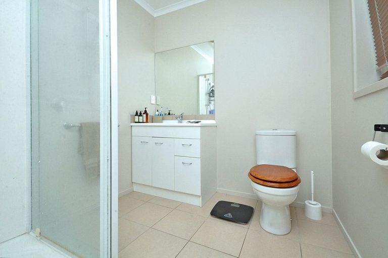 Photo of property in 1 Mcgowan Rise, Tuakau, 2121