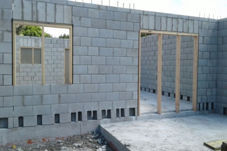 Photo of property in 80e Shakespeare Road, Waltham, Christchurch, 8023