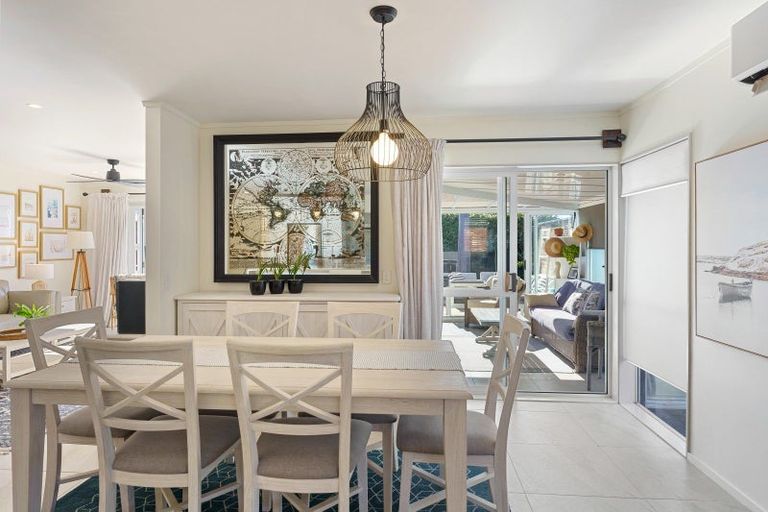 Photo of property in 71 Cedar Drive, Paraparaumu Beach, Paraparaumu, 5032