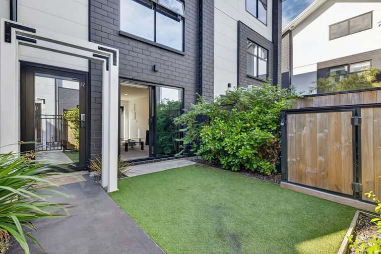 Photo of property in 12/9 Southwark Street, Christchurch Central, Christchurch, 8011