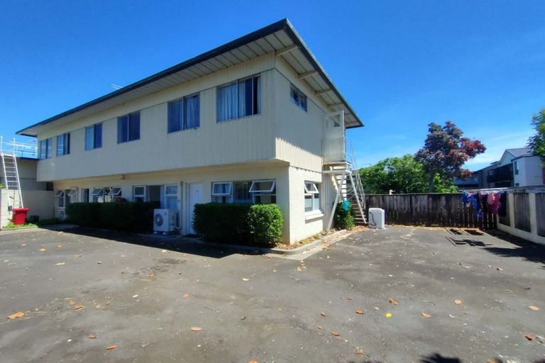 Photo of property in 6c Seaview Road, Milford, Auckland, 0620