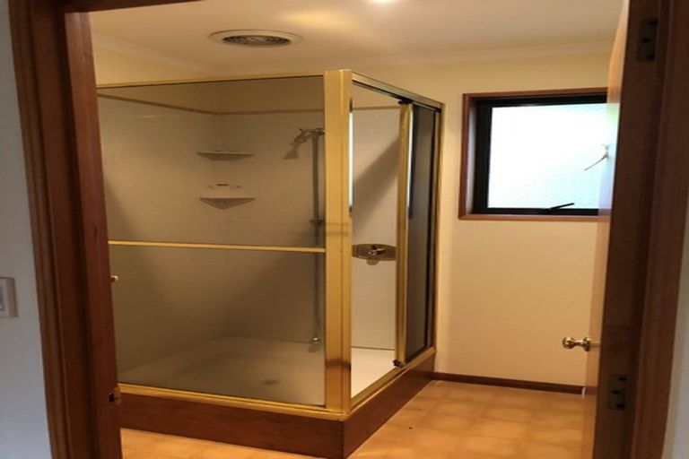 Photo of property in 22 Apsley Drive, Russley, Christchurch, 8042