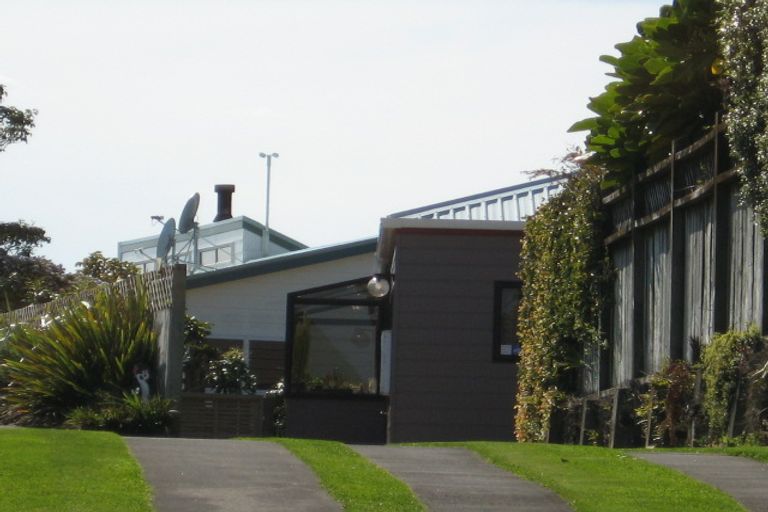 Photo of property in 5a Ash Place, Whalers Gate, New Plymouth, 4310