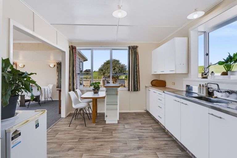 Photo of property in 84 Ohanga Road, Onaero, Waitara, 4383