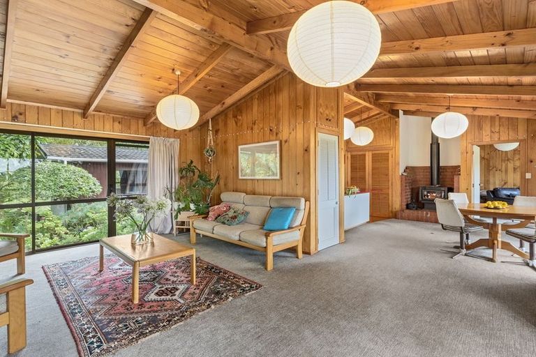 Photo of property in 52 Leinster Avenue, Raumati South, Paraparaumu, 5032