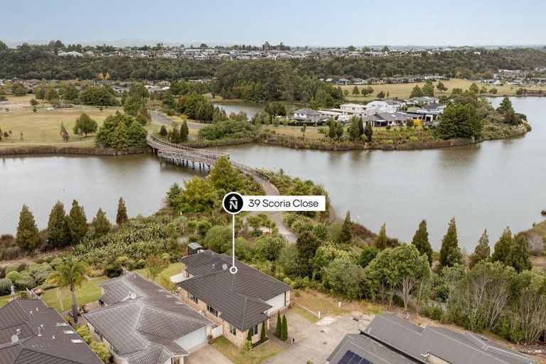 Photo of property in 39 Scoria Close, Pyes Pa, Tauranga, 3112