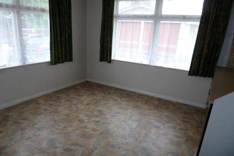 Photo of property in 42 Seaforth Avenue, Milson, Palmerston North, 4414