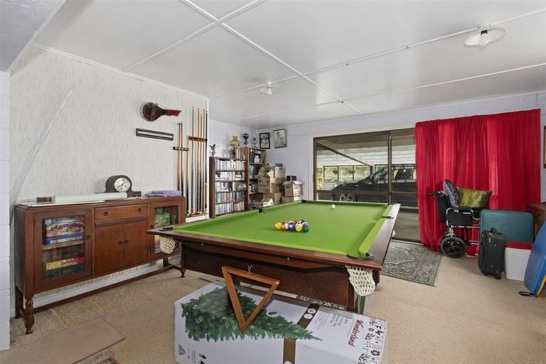 Photo of property in 43 Memorial Drive, Parahaki, Whangarei, 0112