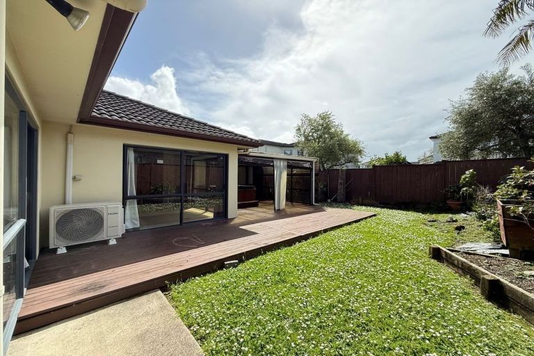 Photo of property in 311 Chapel Road, Flat Bush, Auckland, 2016