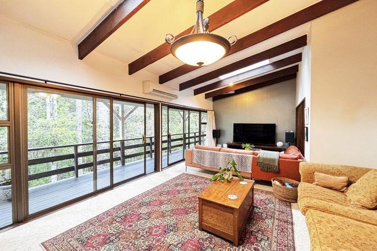 Photo of property in 20 Langstone Place, Chatswood, Auckland, 0626