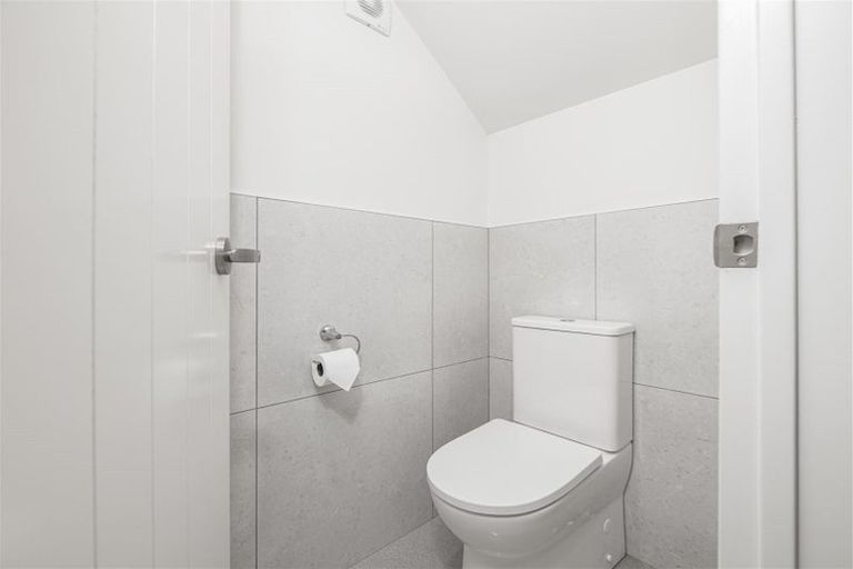 Photo of property in 76b Borich Road, Sunnyvale, Auckland, 0612