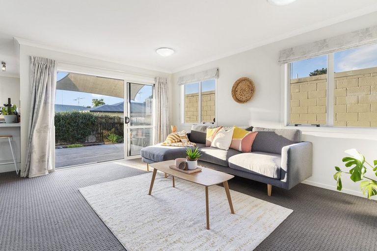 Photo of property in 17a Jonathon Street, Brookfield, Tauranga, 3110