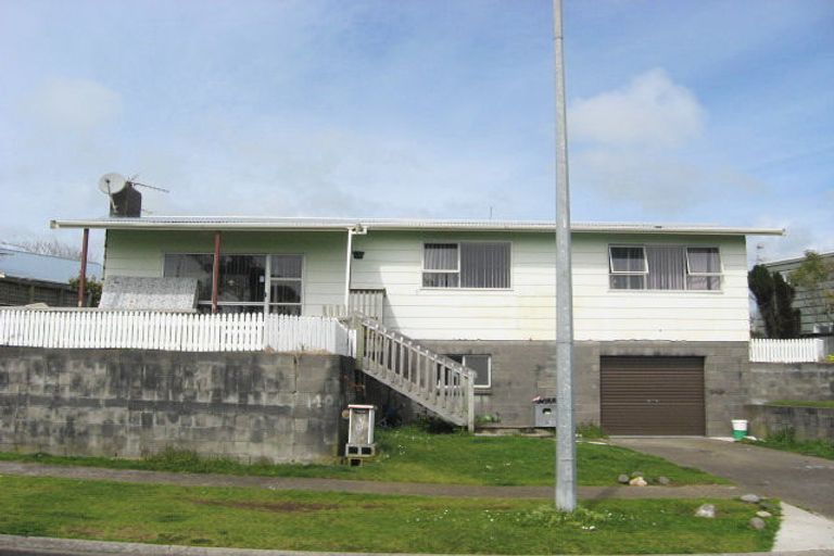Photo of property in 40 Gold Street, Waitara, 4320