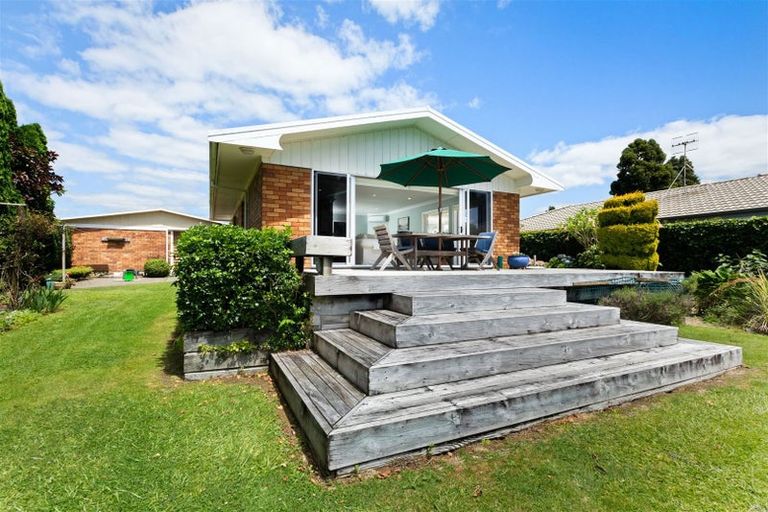 Photo of property in 27 The Crescent, Waihi Beach, 3611