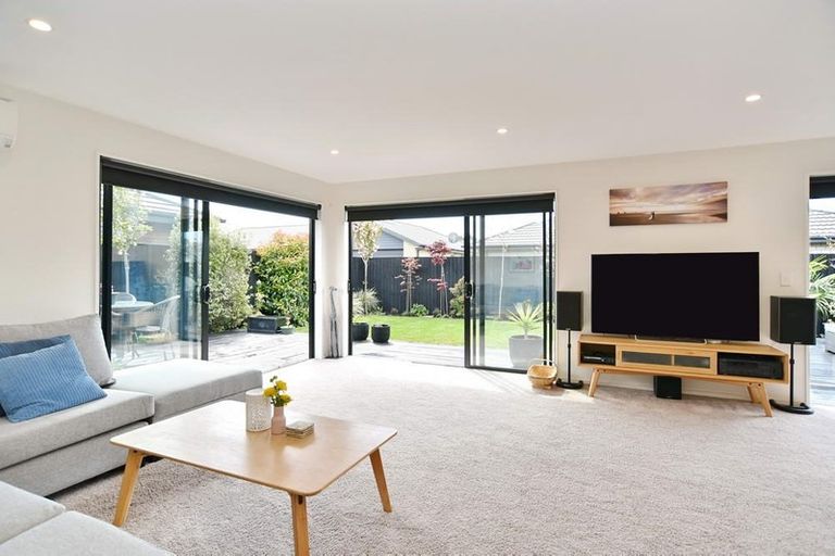 Photo of property in 11 Makawe Roa Street, Marshland, Christchurch, 8083