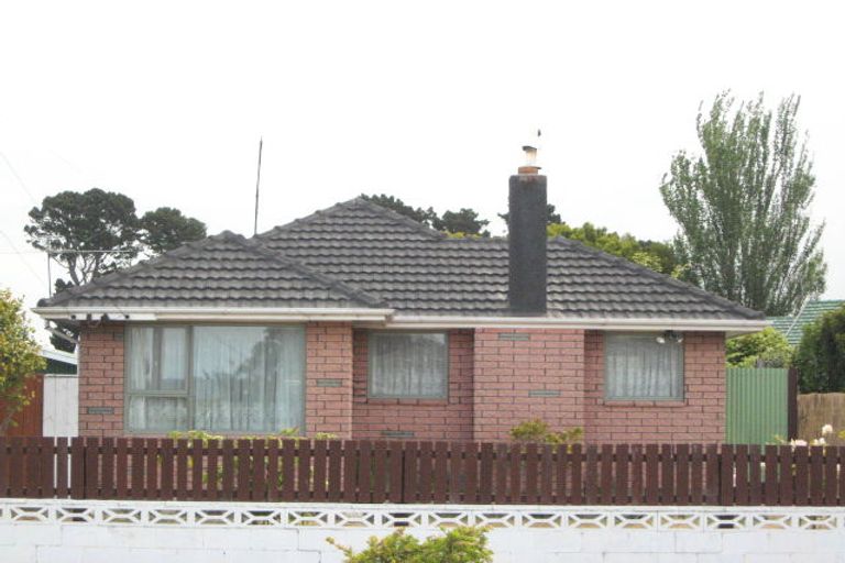 Photo of property in 152 Shortland Street, Aranui, Christchurch, 8061
