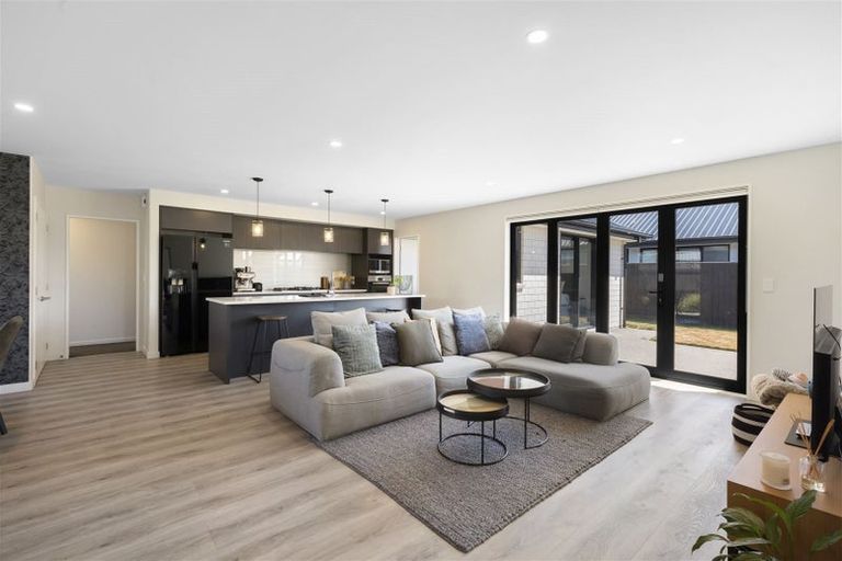 Photo of property in 22 Sorrel Gate, Halswell, Christchurch, 8025