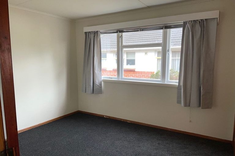 Photo of property in 8 Hall Grove, Ebdentown, Upper Hutt, 5018