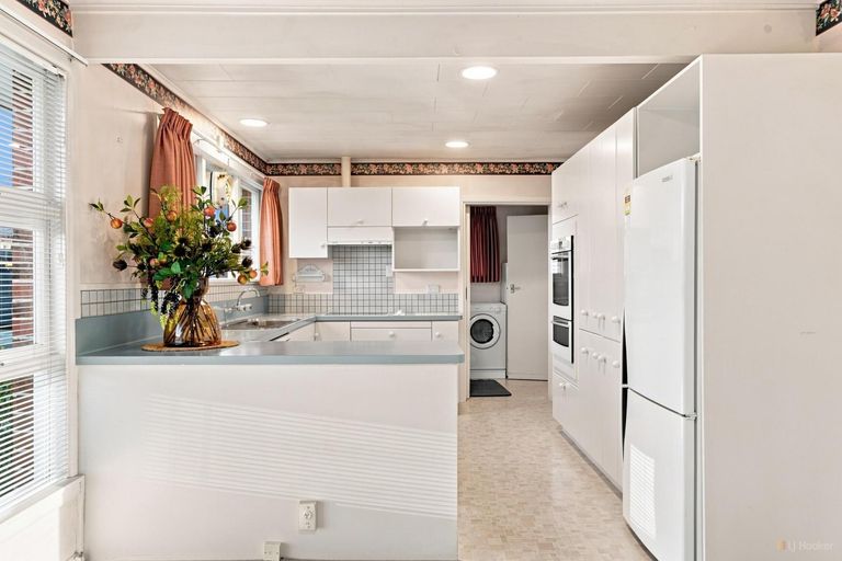 Photo of property in 38 Broadway Avenue, Highfield, Timaru, 7910