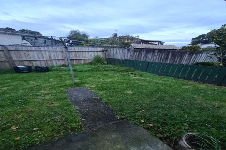 Photo of property in 1/5 Hawthorne Place, Ellerslie, Auckland, 1051