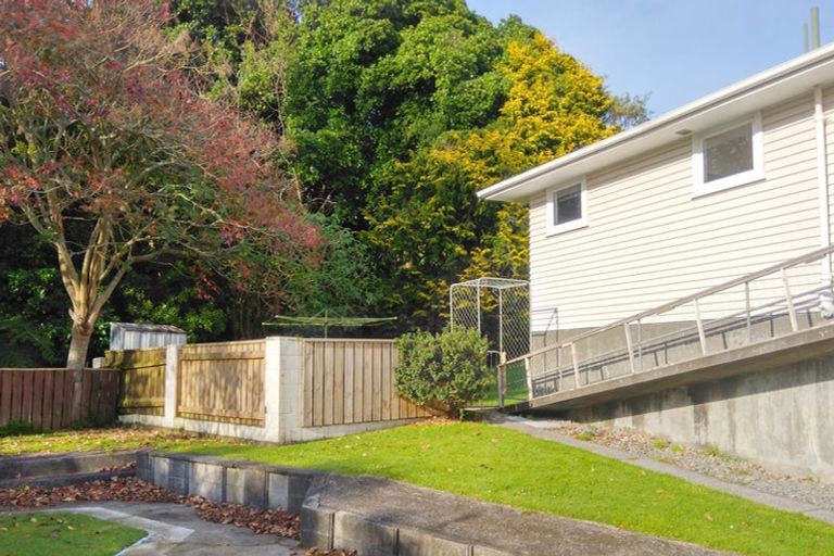 Photo of property in 62 Huatoki Street, Vogeltown, New Plymouth, 4310
