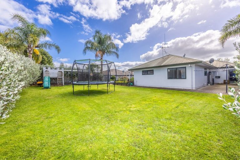 Photo of property in 33 Ayrshire Drive, Grandview Heights, Hamilton, 3200