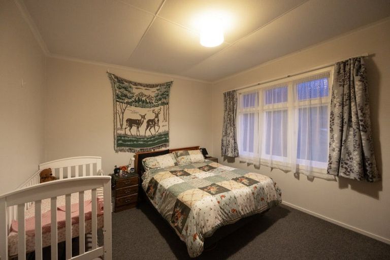 Photo of property in 43 College Street, Awapuni, Palmerston North, 4412