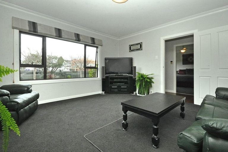 Photo of property in 1/20 Bunnythorpe Road, Papakura, 2110