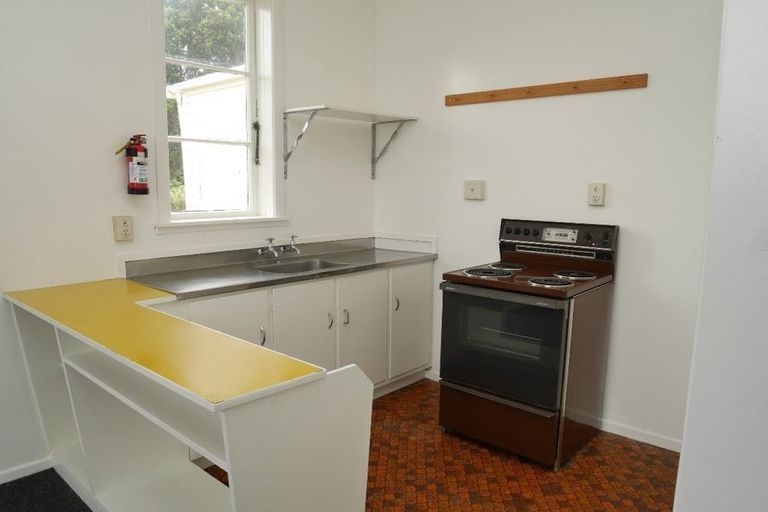 Photo of property in 19 Hiropi Street, Newtown, Wellington, 6021
