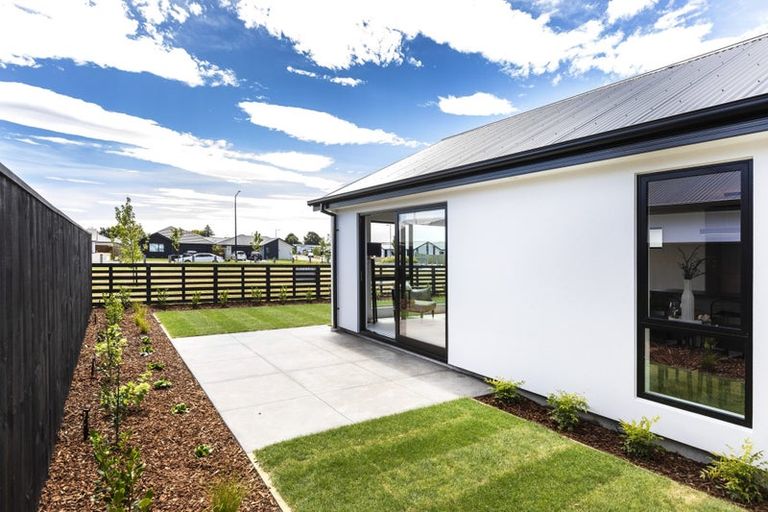 Photo of property in 12 Hiller Green Street, Halswell, Christchurch, 8025