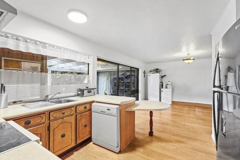 Photo of property in 13 Skilling Place, Farm Cove, Auckland, 2012