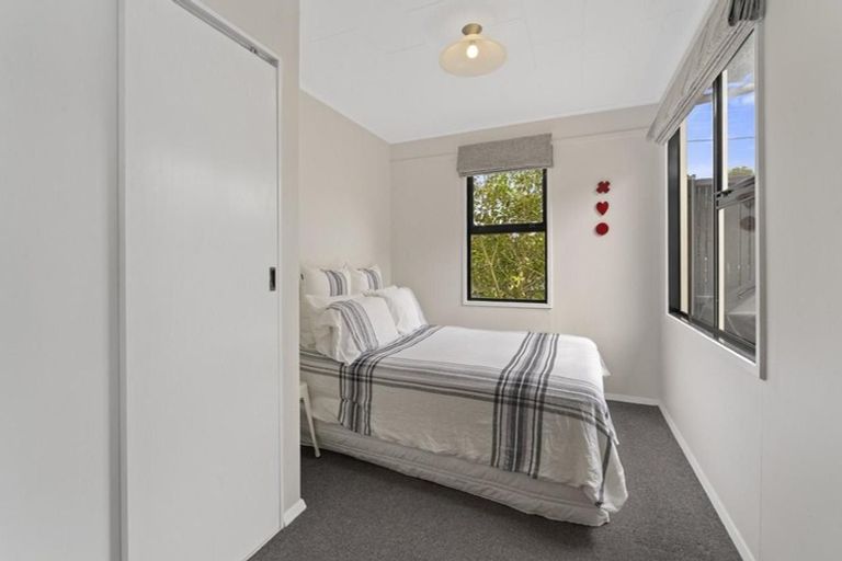 Photo of property in 41 Elizabeth Street, Waikanae, 5036