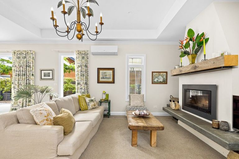 Photo of property in 28 Awanui Crescent, Matakana, Warkworth, 0985