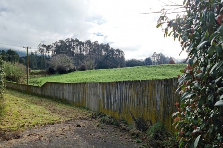 Photo of property in 1681 State Highway 30, Horohoro, Rotorua, 3077