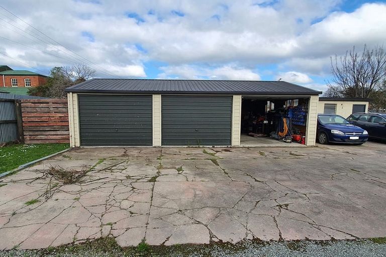 Photo of property in 63 Shearman Street, Waimate, 7924